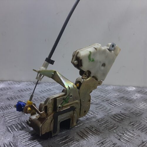 CERRADURA PUERTA DELANTERA IZQUIERDA NISSAN TERRANO/TERRANO.II (R20) Avenue   |   12.96 – …