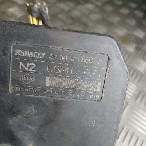 CAJA RELES / FUSIBLES RENAULT MEGANE II BERLINA 3P Confort Authentique   |   07.02 – 12.06