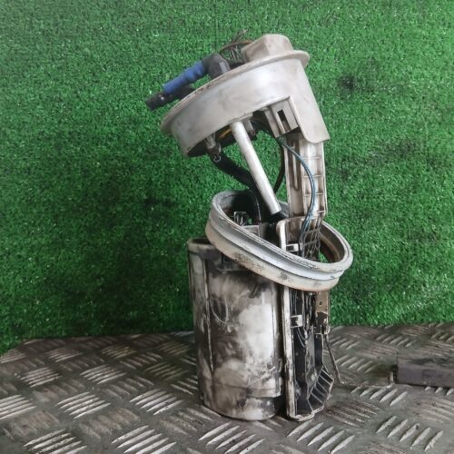 AFORADOR VOLKSWAGEN GOLF IV BERLINA (1J1) Advance   |   05.02 – 12.02