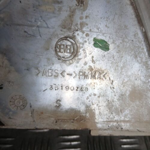 PILOTO DELANTERO IZQUIERDO PEUGEOT EXPERT KOMBI Confort acristaldo (5 asientos)   |   12.96 – …