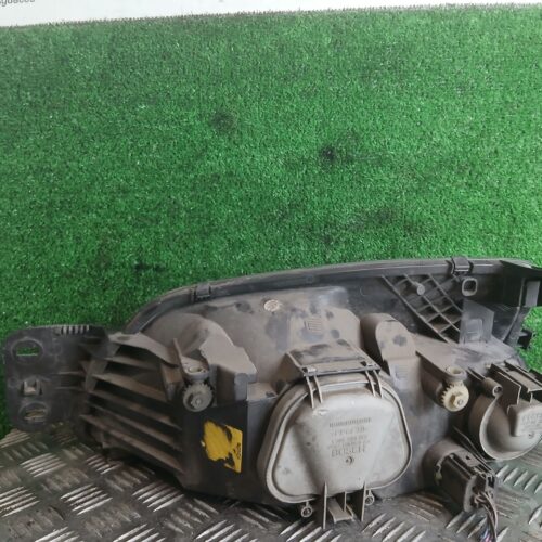 FARO DERECHO FORD FIESTA BERLINA (DX) Ambiente   |   12.99 – 12.00