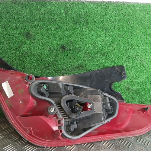 PILOTO TRASERO IZQUIERDO PEUGEOT 308 SPORTIUM   |   06.10 – 09.10