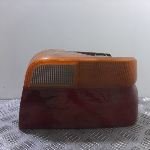 PILOTO TRASERO DERECHO FORD ESCORT BERLINA Bolero   |   02.89 – …