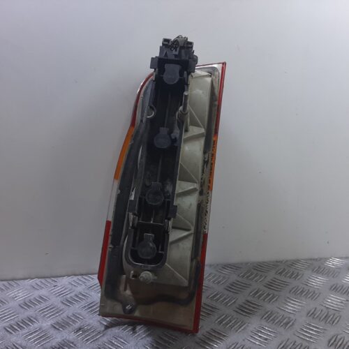 PILOTO TRASERO DERECHO FORD TRANSIT CAJA CERRADA, CORTA (FY) (2000 =>) FT  260   2.0   |   08.00 – 12.06