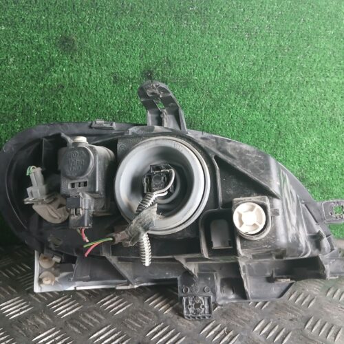 FARO IZQUIERDO CITROEN SAXO 1.4 Exclusive | 03.96 – 12.99