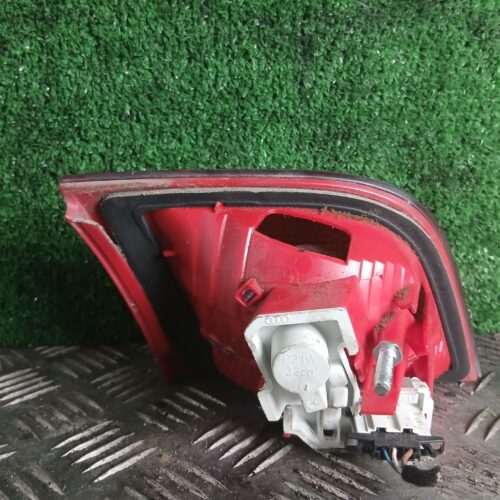 PILOTO TRASERO DERECHO INTERIOR AUDI A3 (8P) 2.0 TDI Ambiente   |   05.03 – 12.08