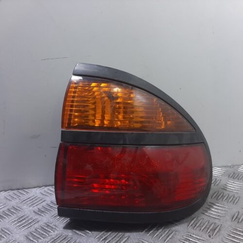 PILOTO TRASERO DERECHO RENAULT LAGUNA (B56) 1.8 16V RT   |   05.98 – 12.01
