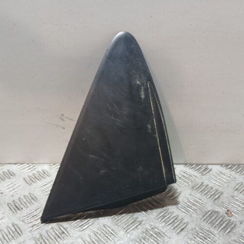 MOLDURA TOYOTA YARIS Active Hybrid   |   05.12 – 12.14