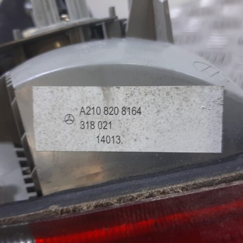 PILOTO TRASERO IZQUIERDO MERCEDES CLASE E (W210) BERLINA 320 (210.065)   |   03.97 – 12.02