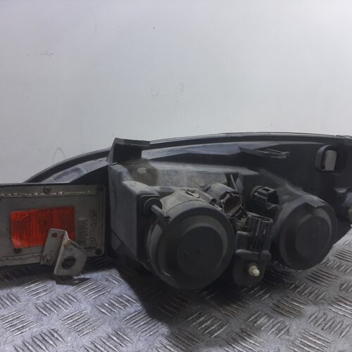 FARO DERECHO NISSAN PRIMERA BERLINA (P11) Comfort   |   0.99 – …