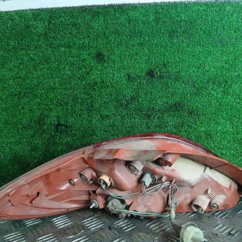 PILOTO TRASERO DERECHO MAZDA 2 LIM. (DE) 1.4 CRTD Active (3-ptas.)   |   05.08 – 12.09