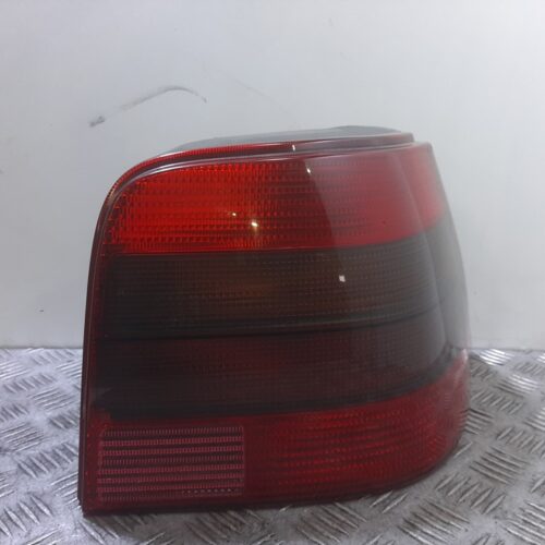 PILOTO TRASERO DERECHO VOLKSWAGEN GOLF IV BERLINA (1J1) Soul | 12.02 – 12.03