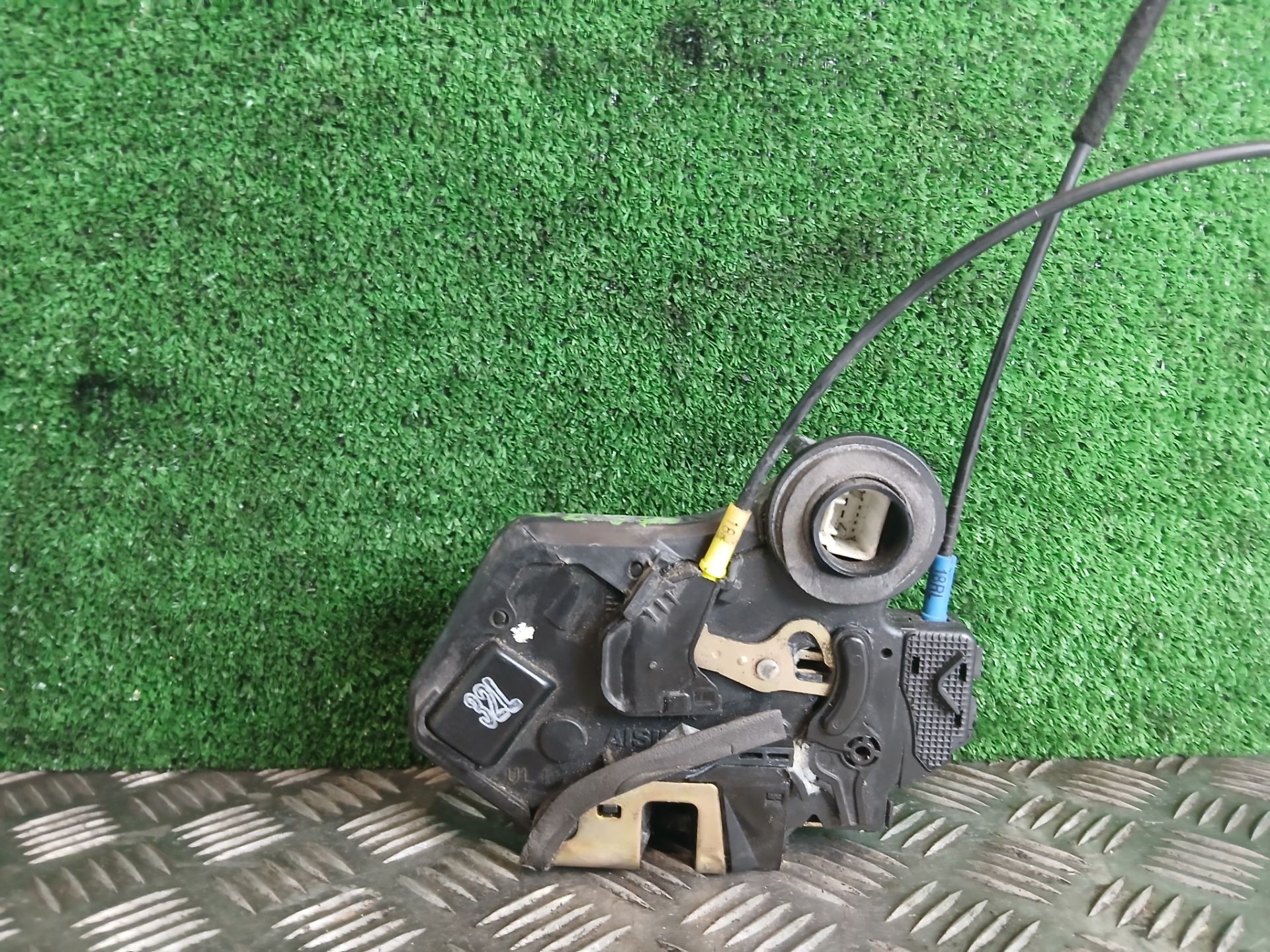 CERRADURA PUERTA TRASERA IZQUIERDA TOYOTA AVENSIS BERLINA (T25) 1.8 Sol Berlina (5-ptas) | 01.03 - 12.09