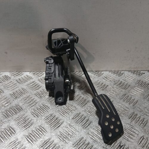 POTENCIOMETRO PEDAL RENAULT CLIO II FASE II (B/CB0) Societe Generique   |   01.10 – 12.10