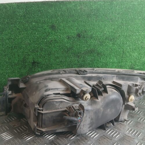 FARO DERECHO FORD MONDEO BERLINA (GE) Ambiente (06.2003->) (D)   |   06.03 – 12.06