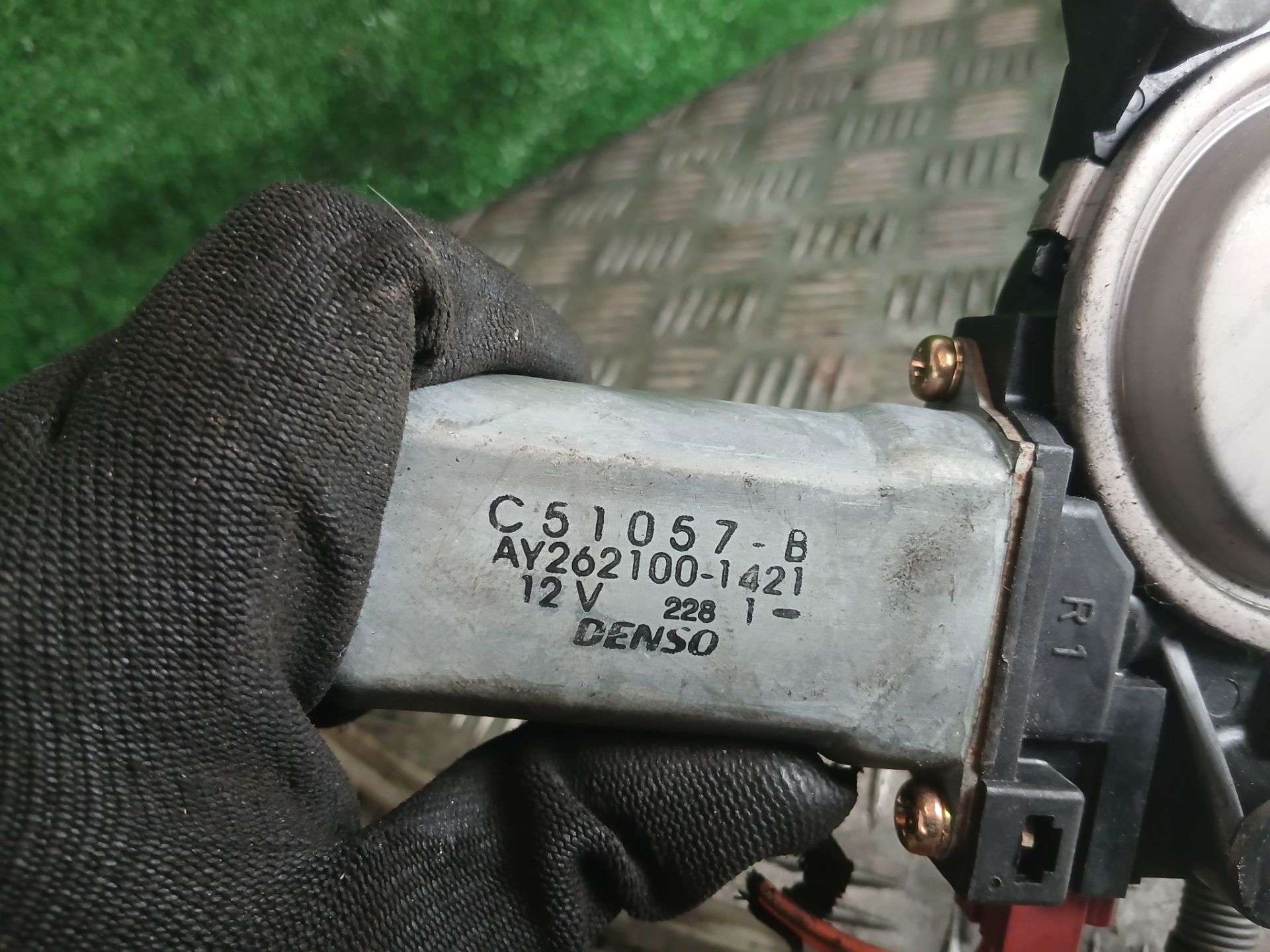 ELEVALUNAS DELANTERO IZQUIERDO CHRYSLER VOYAGER (RG) 2.5 CRD Executive | 01.07 - 12.07 - Imagen 3