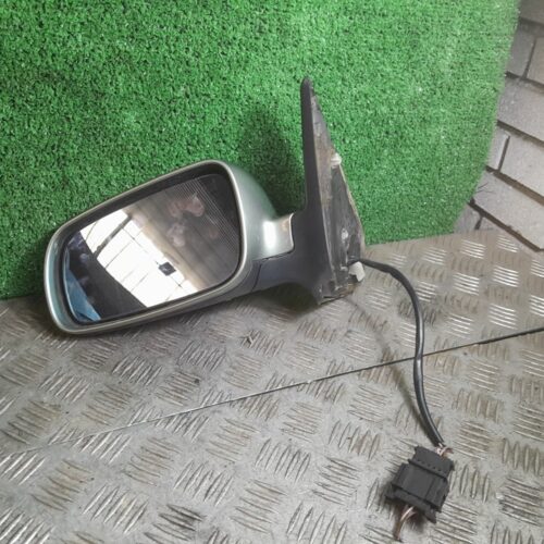 RETROVISOR IZQUIERDO VOLKSWAGEN GOLF IV BERLINA (1J1) 25 Aniversario   |   10.99 – 12.01