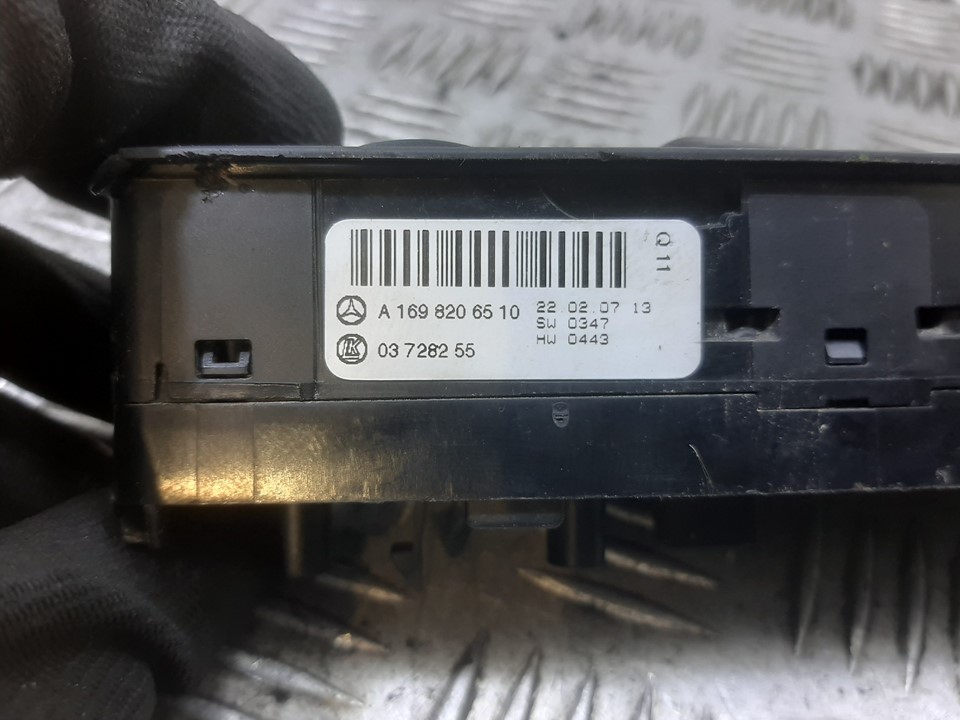 MANDO ELEVALUNAS DELANTERO IZQUIERDO MERCEDES CLASE B (W245) 180 CDI (245.207) | 03.05 - 12.11