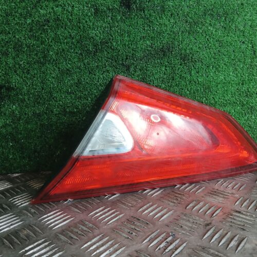 PILOTO TRASERO DERECHO INTERIOR NISSAN PULSAR (C13) Acenta   |   07.14 – 12.18