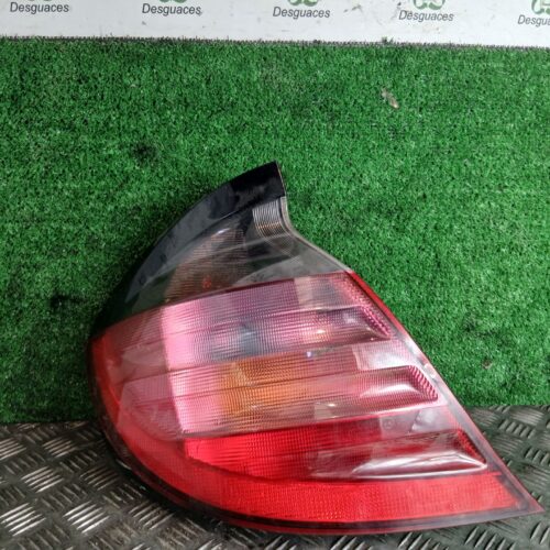 PILOTO TRASERO IZQUIERDO MERCEDES-BENZ CLASE C (W203) FAMILIAR C 220 T CDI (203.206)   |   01.01 – 12.04