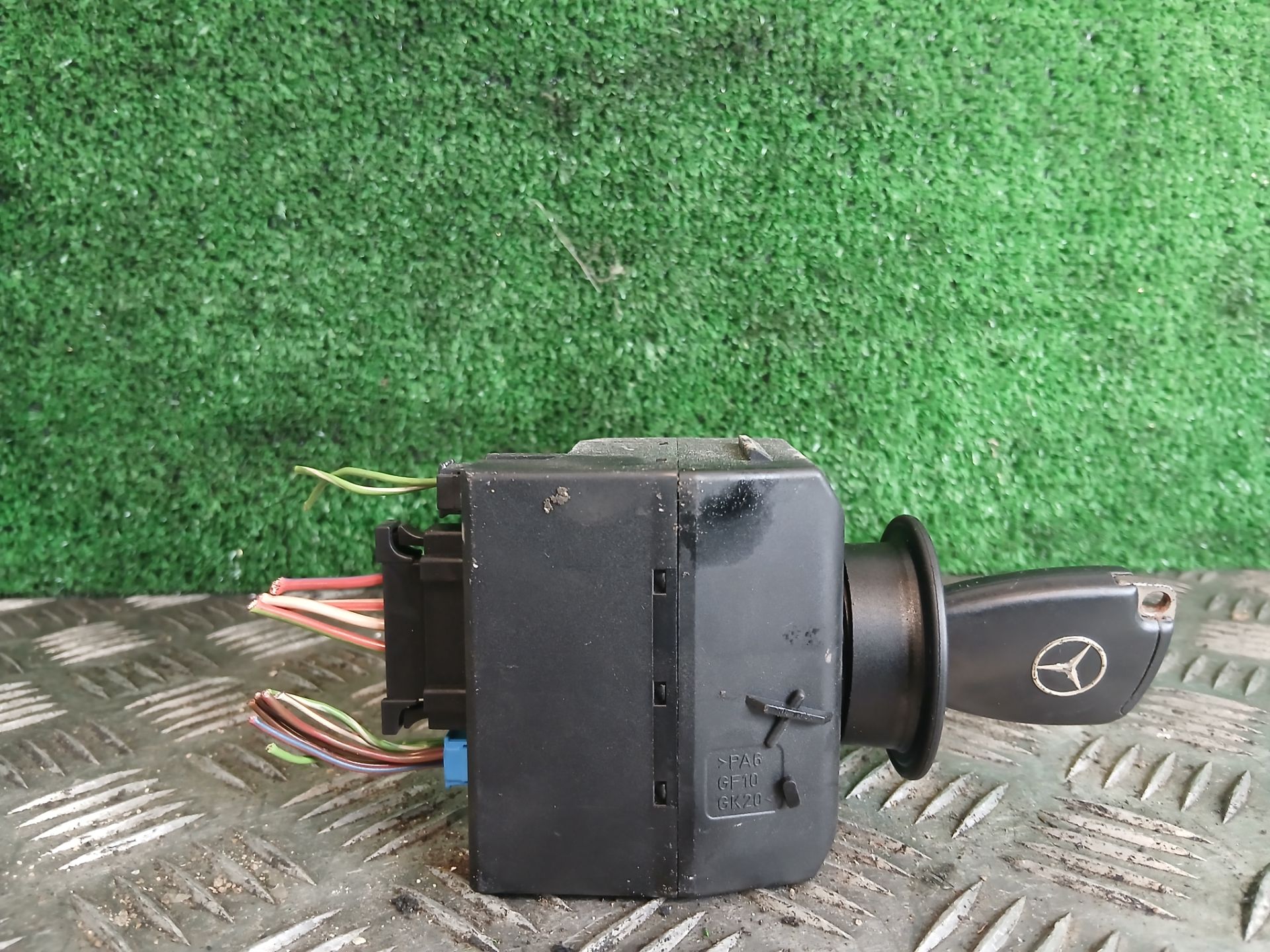 CONMUTADOR DE ARRANQUE MERCEDES CLASE C (W203) BERLINA 220 CDI (LA) (203.008) | 04.03 - 12.06 - Imagen 2