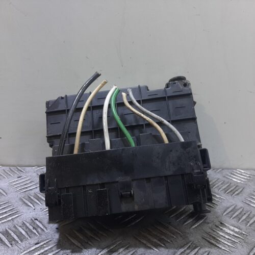 CAJA RELES / FUSIBLES CITROEN XSARA BERLINA 1.6 16V Satisfaction   |   11.00 – 12.05