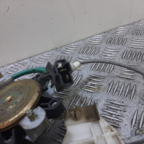 ELEVALUNAS DELANTERO DERECHO DAEWOO LANOS S   |   01.97 – 12.03