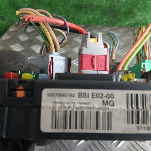 CAJA RELES / FUSIBLES CITROEN XSARA PICASSO 1.6 16V SX Top | 10.05 – 12.07