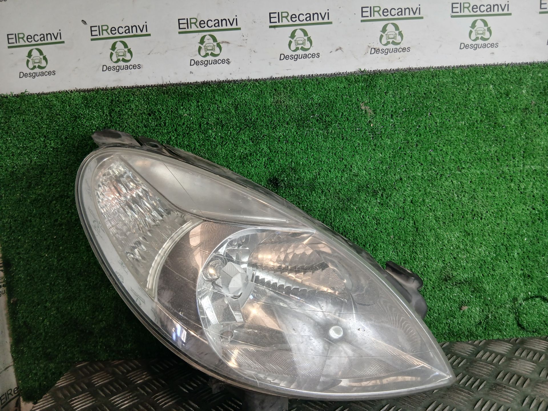 FARO DERECHO CITROEN XSARA PICASSO 1.6 16V SX Top | 10.05 - 12.07 - Imagen 2