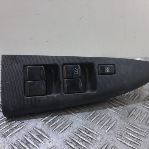 MANDO ELEVALUNAS DELANTERO IZQUIERDO NISSAN NOTE (E11E) Acenta   |   01.06 – 12.07