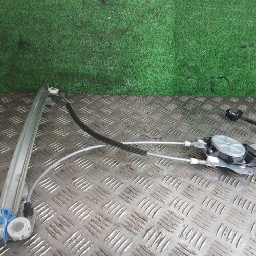 ELEVALUNAS DELANTERO IZQUIERDO CITROEN SAXO 1.1 Monaco | 03.96 – 12.99