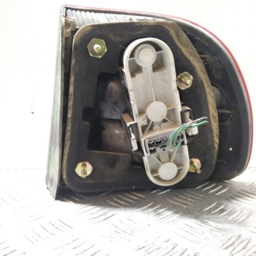 PILOTO TRASERO IZQUIERDO VOLVO V40 FAMILIAR 1.8 16V   |   09.95 – 12.05