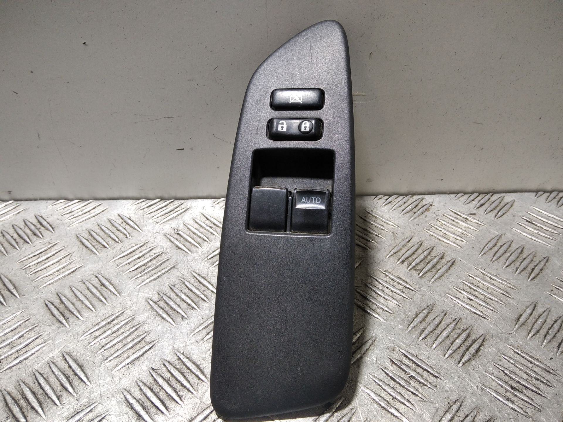 MANDO ELEVALUNAS DELANTERO DERECHO TOYOTA AURIS Luna+ | 03.08 - 12.09 - Imagen 2