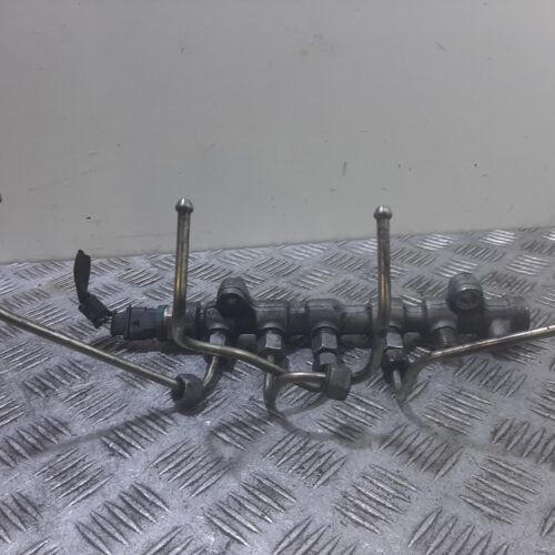 RAMPA INYECTORA RENAULT MASTER II PHASE 2 CAJA CERRADA L1H1   Caja cerrada   3.5 to   |   08.06 – 12.11