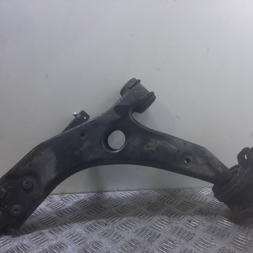 BRAZO SUSPENSION INFERIOR DELANTERO DERECHO VOLVO V50 FAMILIAR 2.0 D Kinetic   |   02.04 – 12.12