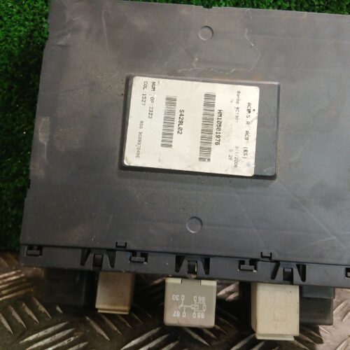 CAJA RELES / FUSIBLES SEAT LEON (1P1) Comfort Limited   |   04.07 – …