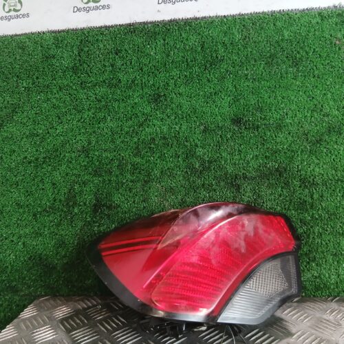 PILOTO TRASERO IZQUIERDO FIAT TIPO II (357) FAM Business   |   04.16 – 12.20