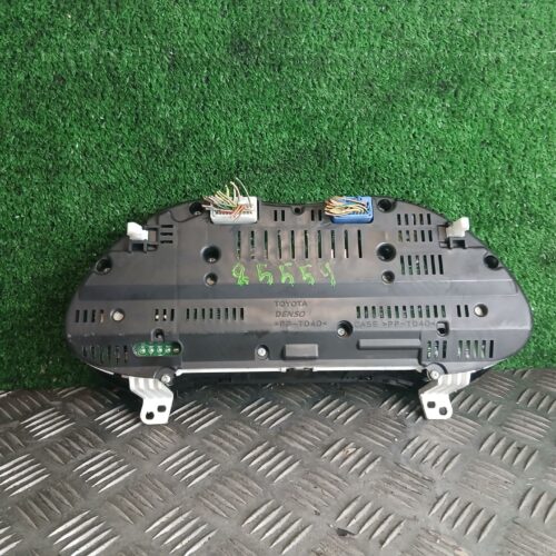 CUADRO INSTRUMENTOS TOYOTA AVENSIS BERLINA (T25) 2.0 D4-D Executive Berlina (5-ptas.)   |   05.06 – 12.08
