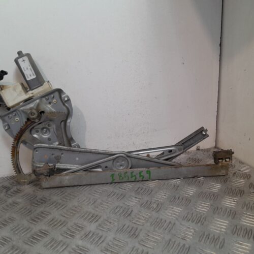 ELEVALUNAS DELANTERO IZQUIERDO TOYOTA AVENSIS BERLINA (T25) 2.0 D4-D Executive Berlina (5-ptas.)   |   05.06 – 12.08