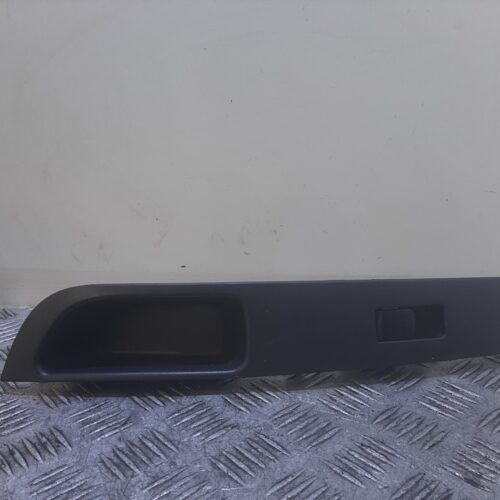 MANDO ELEVALUNAS DELANTERO DERECHO NISSAN MICRA (K12E) Acenta   |   08.03 – 12.07